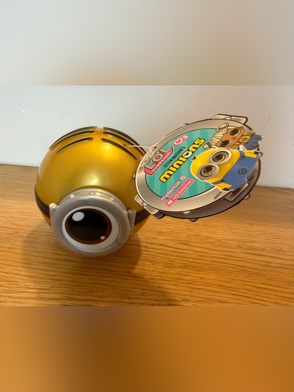 LOL Surprise x Illumination Minions Limited Edition Doll Ball New